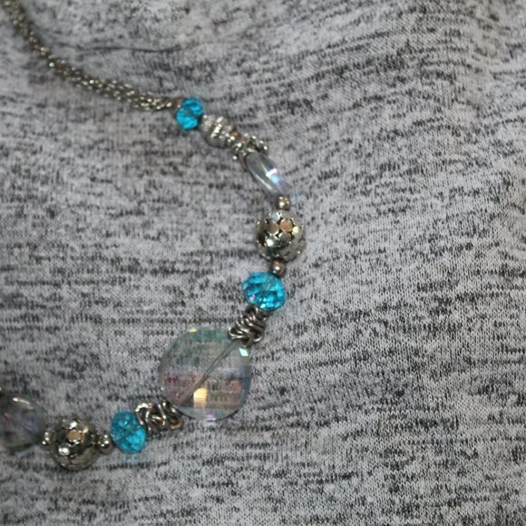 Blue Silver and Glass Necklace - Picture 4 of 4